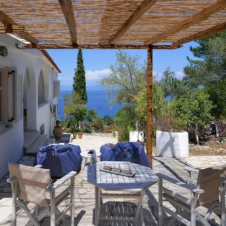 Paxosblue Suites&villas *
