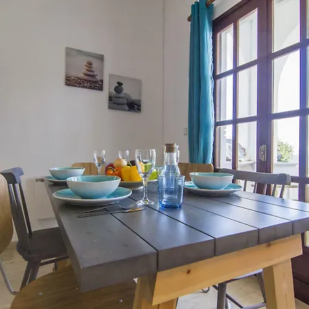 Paxosblue Suites&villas *