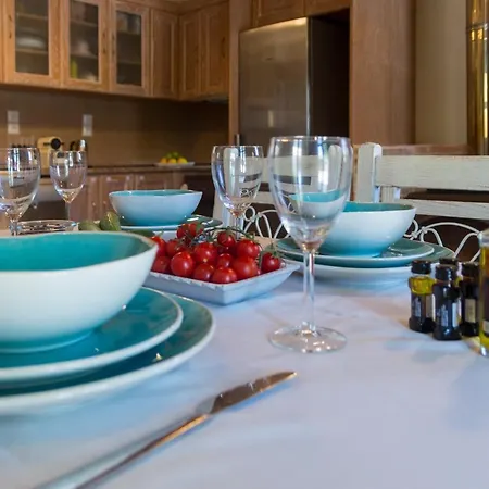 Paxosblue Suites&villas *