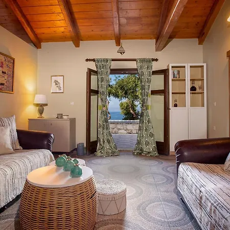 Paxosblue Suites&villas *